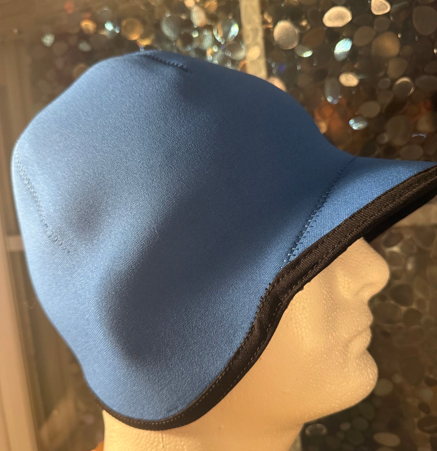 Neoprenhatt med brätte från SeaSpray